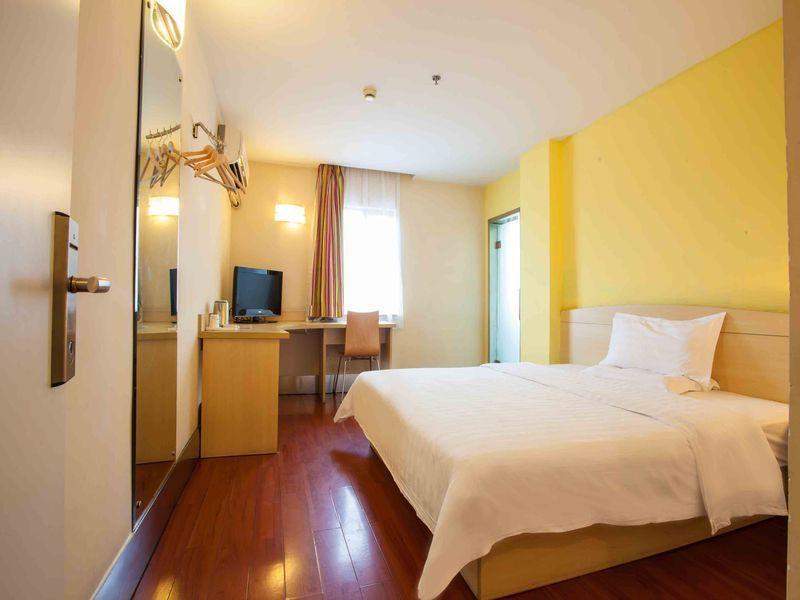 7 Days Inn Shenyang Buitenkant foto